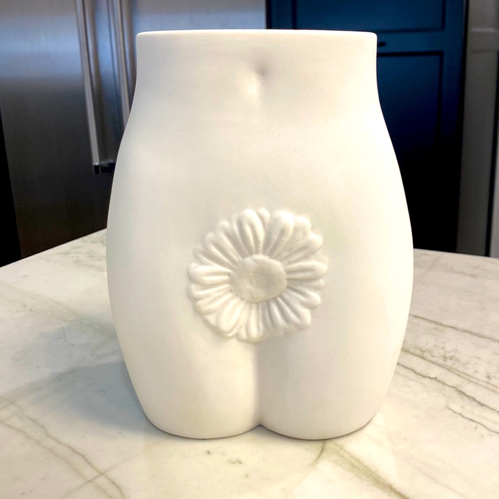 Jonathan Adler Muse Edie Vase New in box